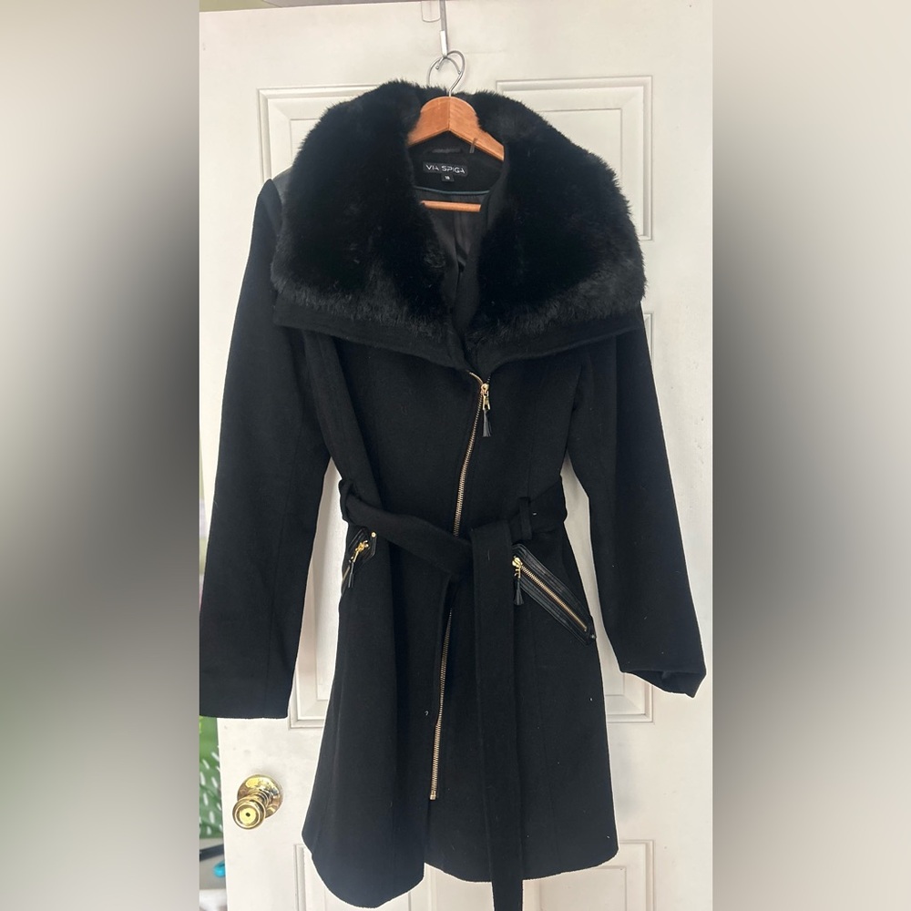 Via Spiga Black Faux-Fur Collar Wool-Blend Coat. 18. EUC.